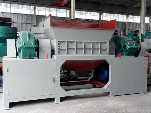 塑料撕碎機(jī)